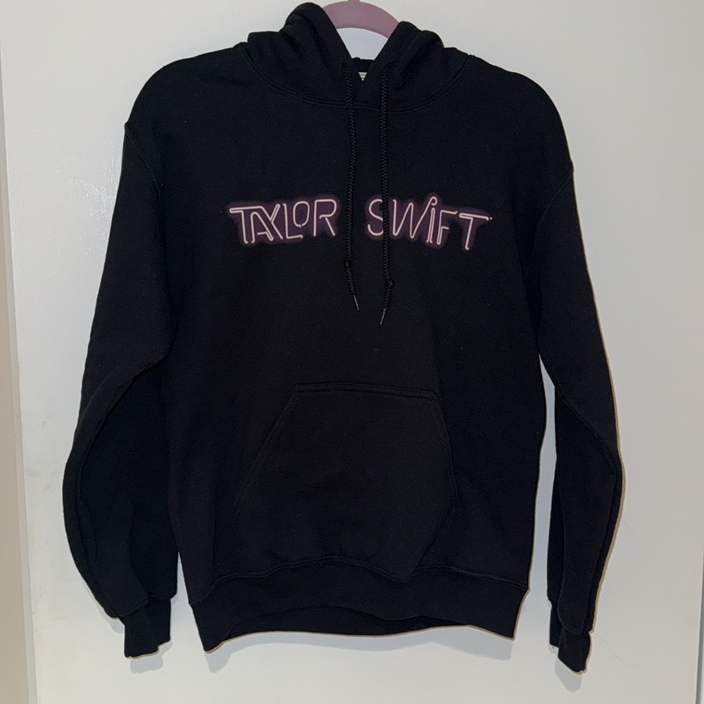 Taylor Swift The 1989 World Tour Sweatshirt
